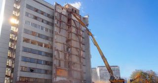 Демонтаж многоэтажного дома Ялуторовск, цена от 3659 руб.